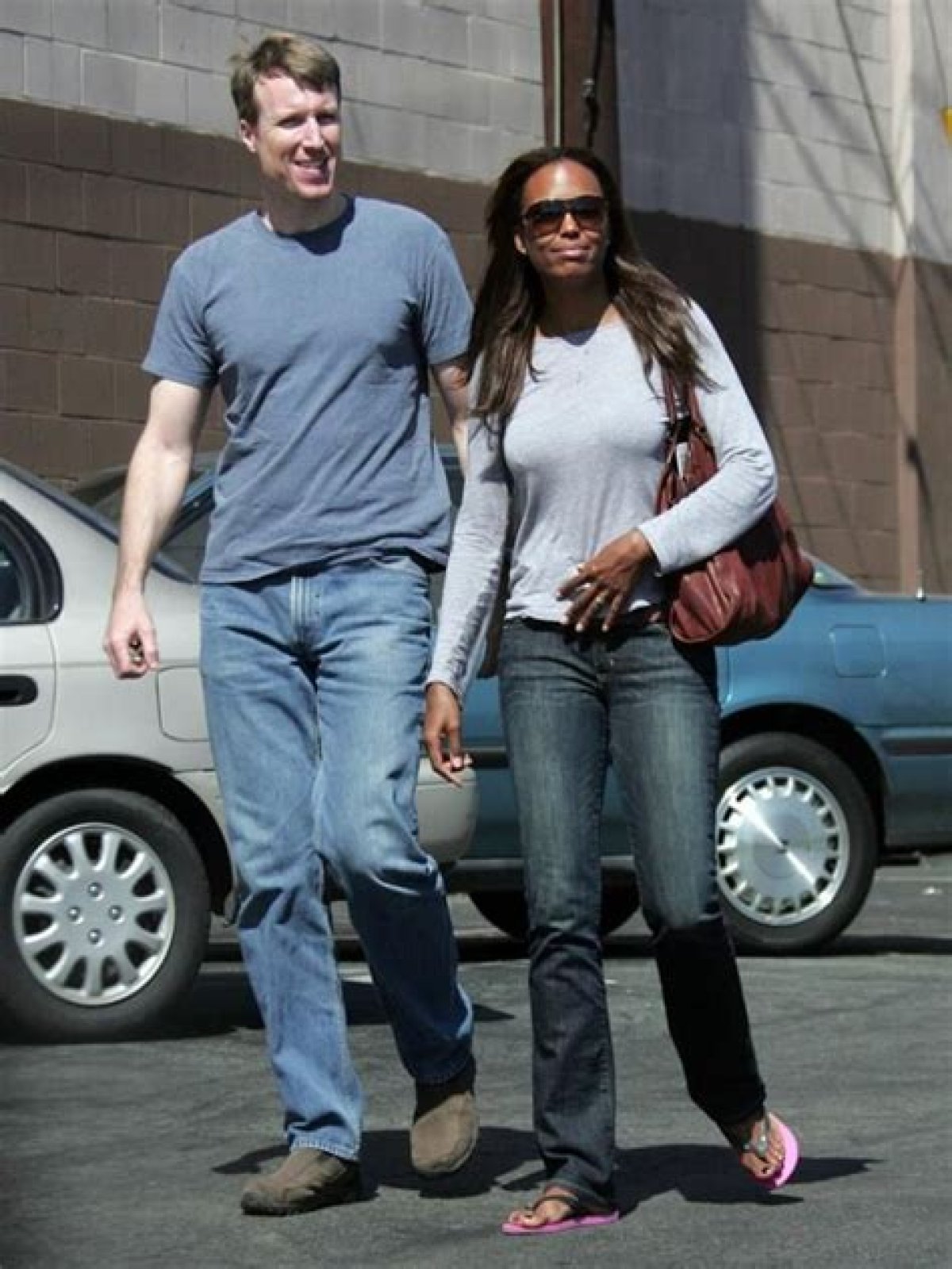 Aisha Tyler's Journey Through Love: An Insight Into Her Relationships