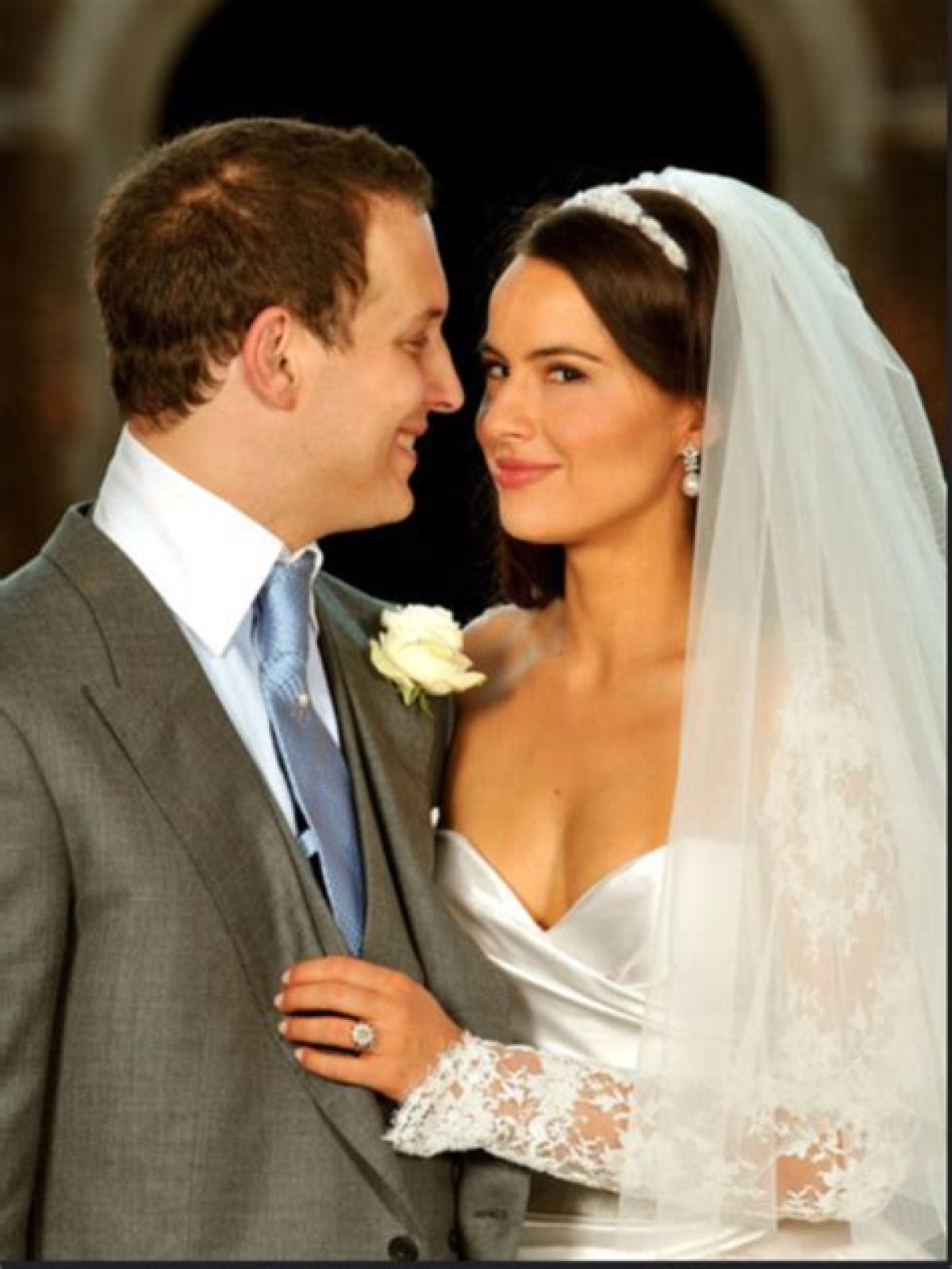 Celebrating Love: The Enchanting Sasha Roiz Wedding