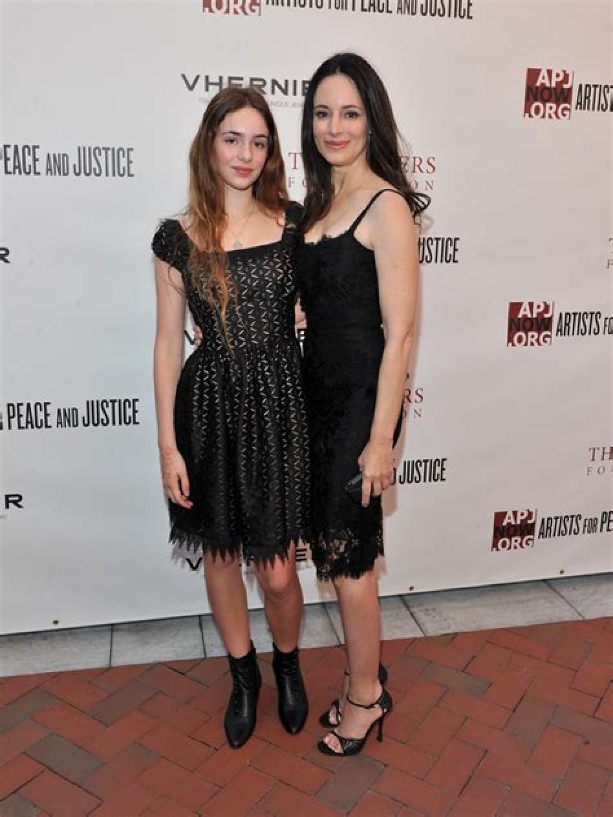 Unraveling Madeleine Stowe's Story: A Journey Of Age, Family, And Triumph